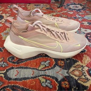 NIKE Vista Lite Women’s Shoes